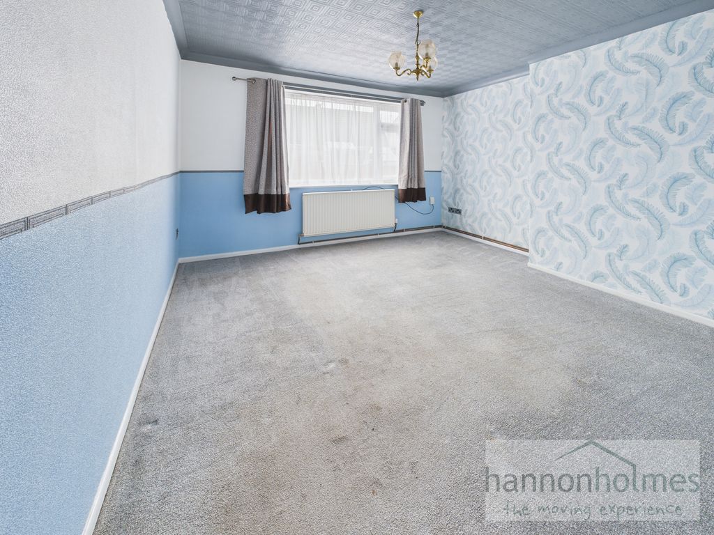 Property photo 3 of 18 Cam05283G0-Pr0142-Still001