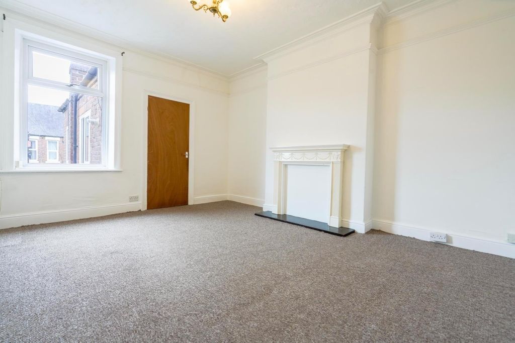 Property photo 2 of 8 Living Room