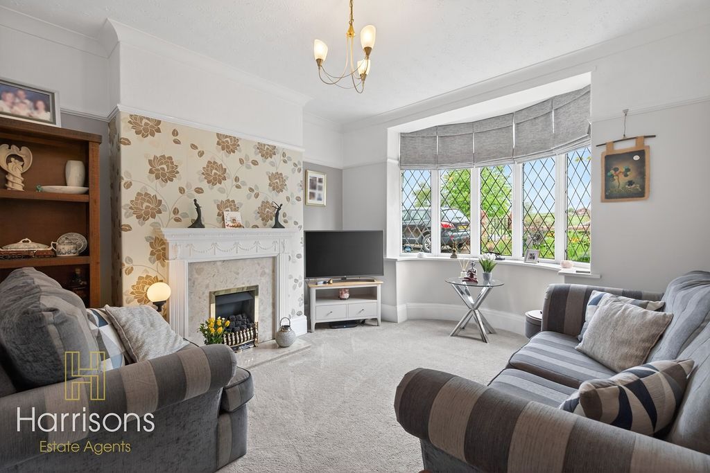 Property photo 2 of 43 5052455