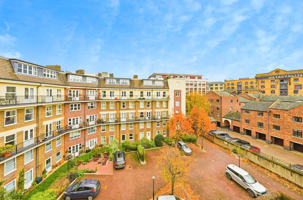 Property photo 2 of 20 Edited-32