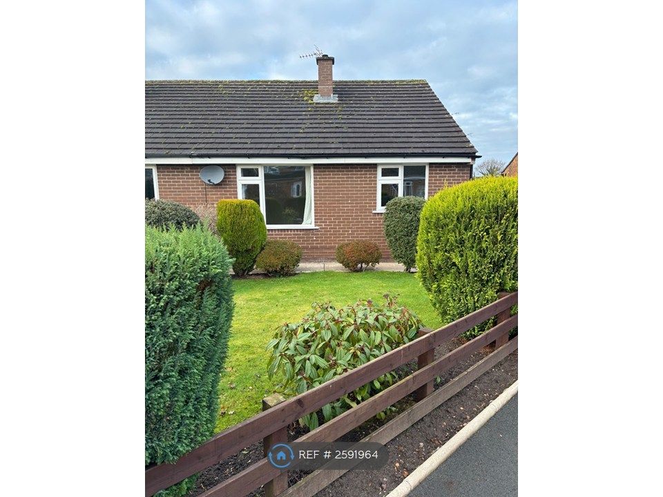 Property photo 1 of 13 Two Bed Bungalow