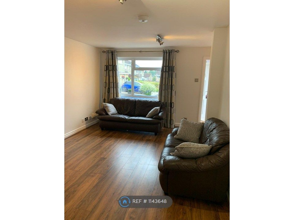 Property photo 2 of 19