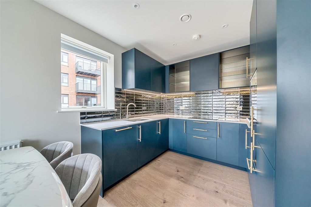 Property photo 3 of 11 975522 (4).Jpg