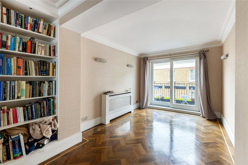 Property photo 3 of 12 Reception Room