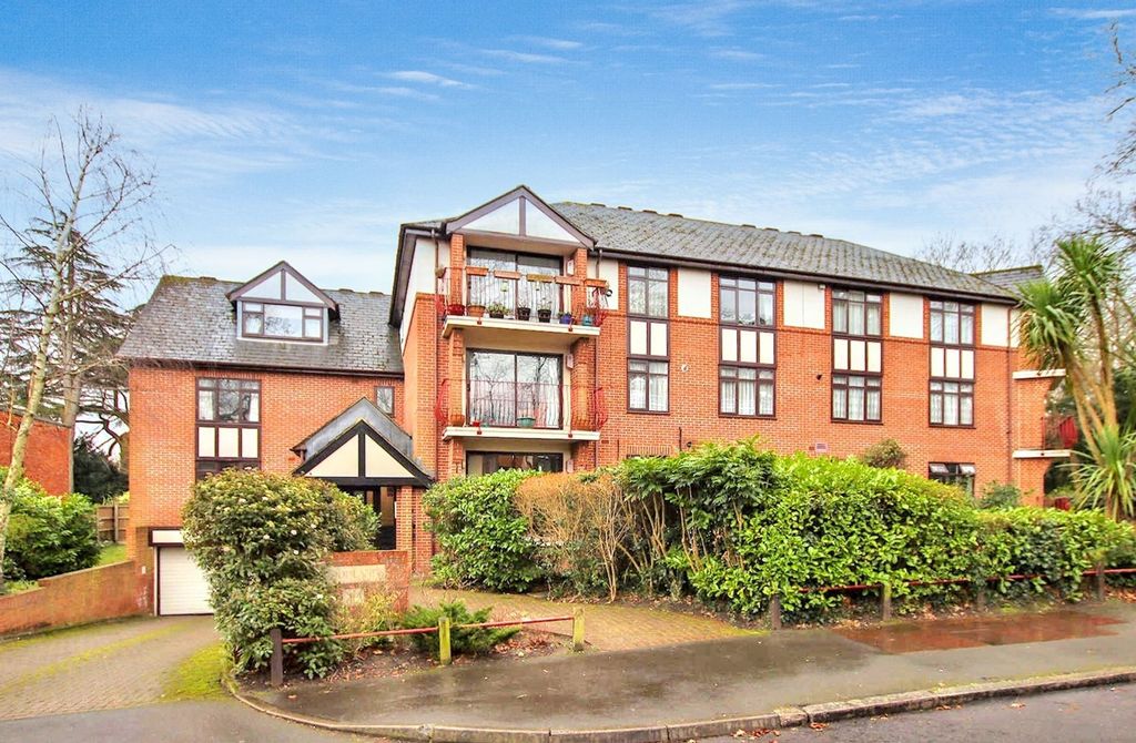Property photo 1 of 7