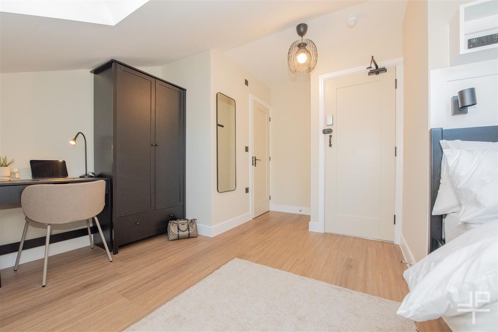 Property photo 3 of 14 R58.Jpg