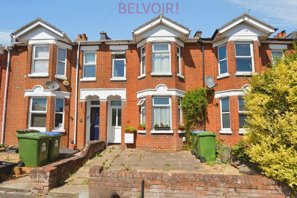 Property photo 1 of 12