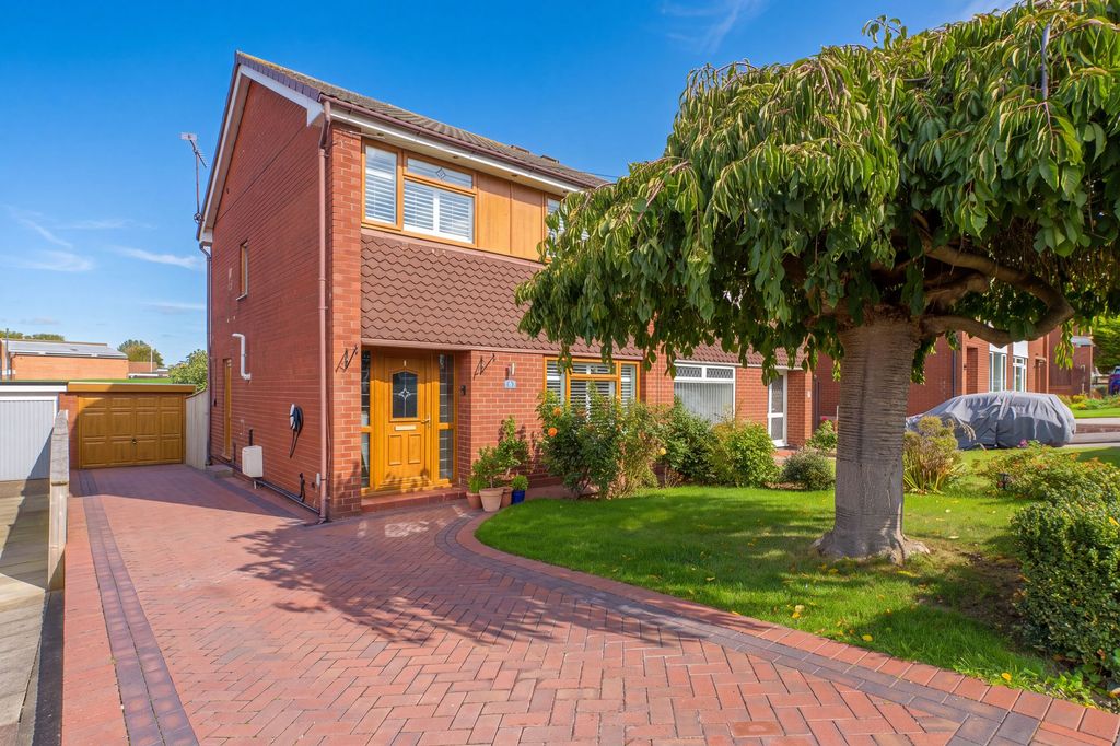 Property photo 1 of 23