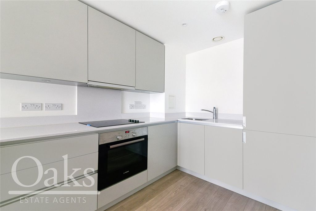 Property photo 1 of 8 Kitchen