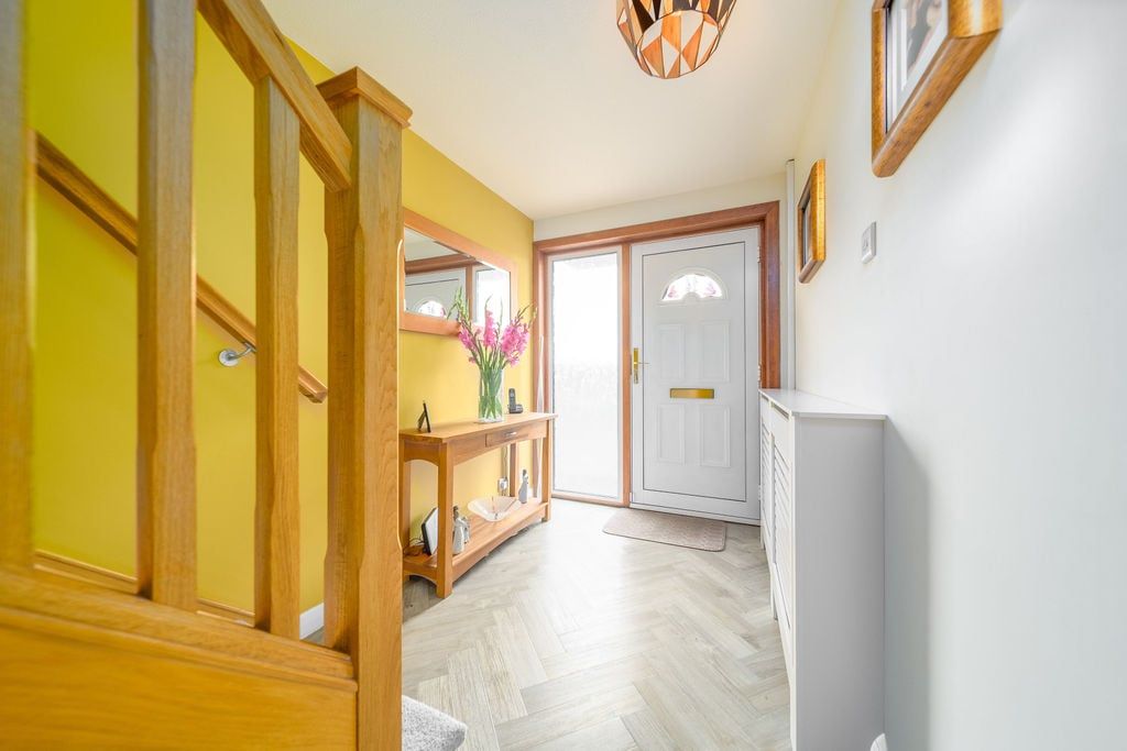 Property photo 3 of 44