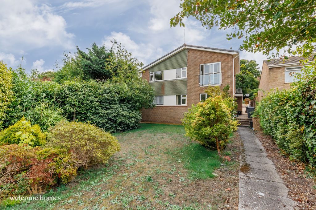 Property photo 2 of 13