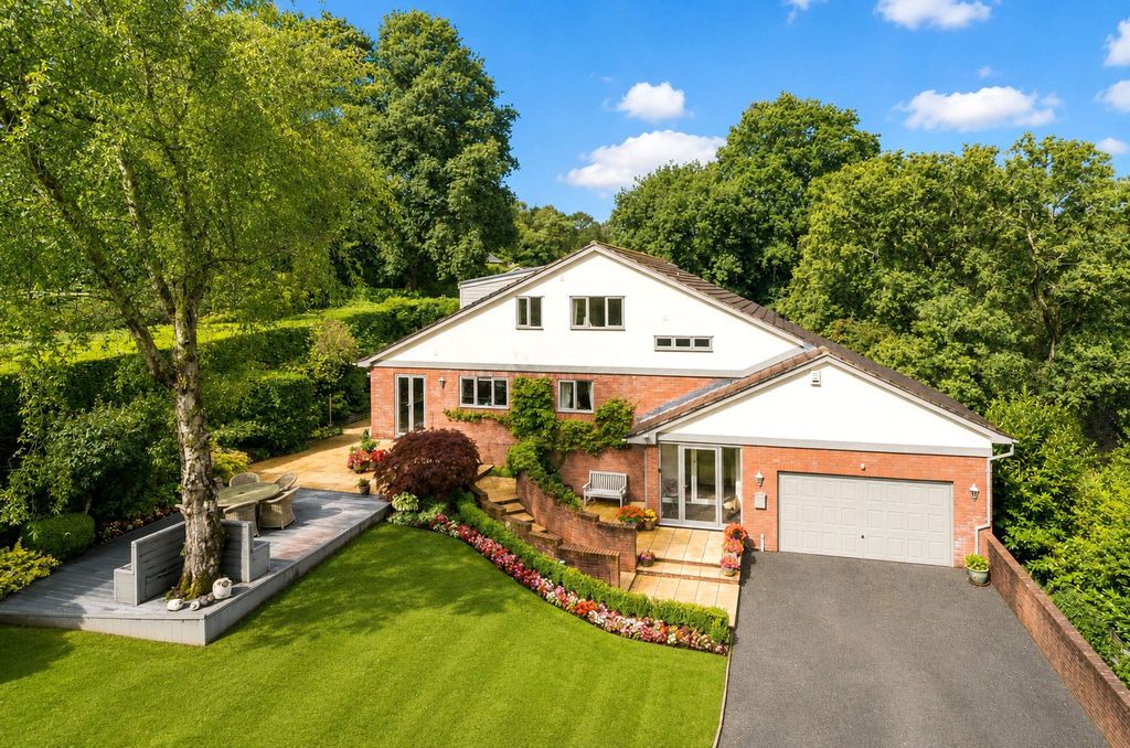 Property photo 1 of 60 Picture No. 48