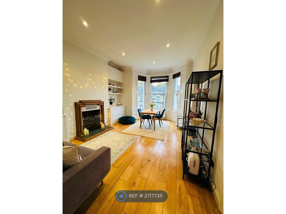 Property photo 2 of 15 Living Room