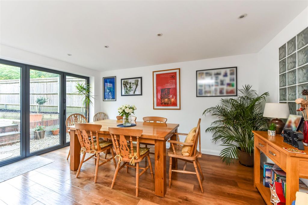 Additional image 8 of 5 bed detached house for saleLondon Road, Liphook GU30