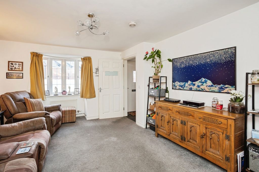 Property photo 2 of 20 Pbox-Img.Jpg