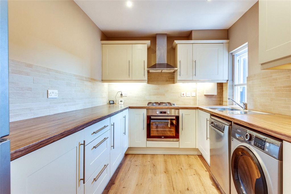 Property photo 2 of 13 Kitchen