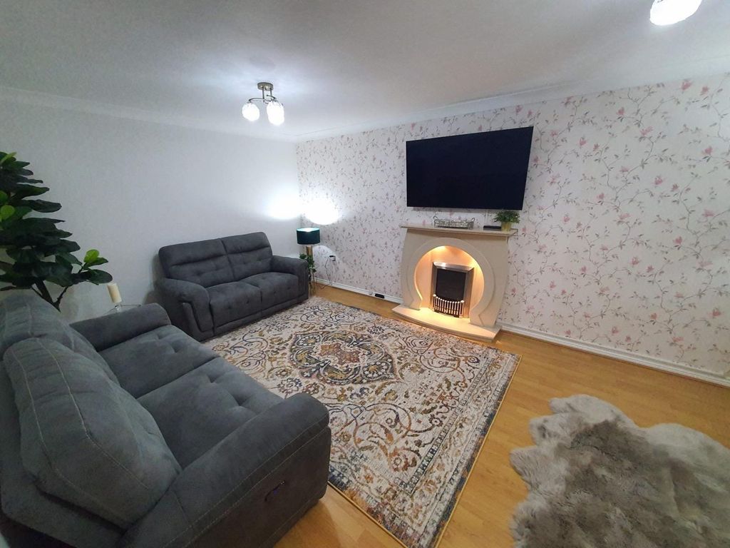 Property photo 2 of 16 Picture No. 07