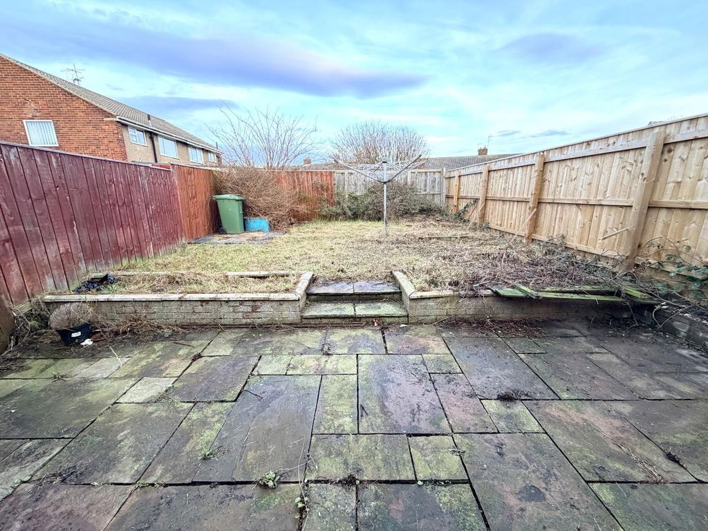 Property photo 2 of 17 Rear