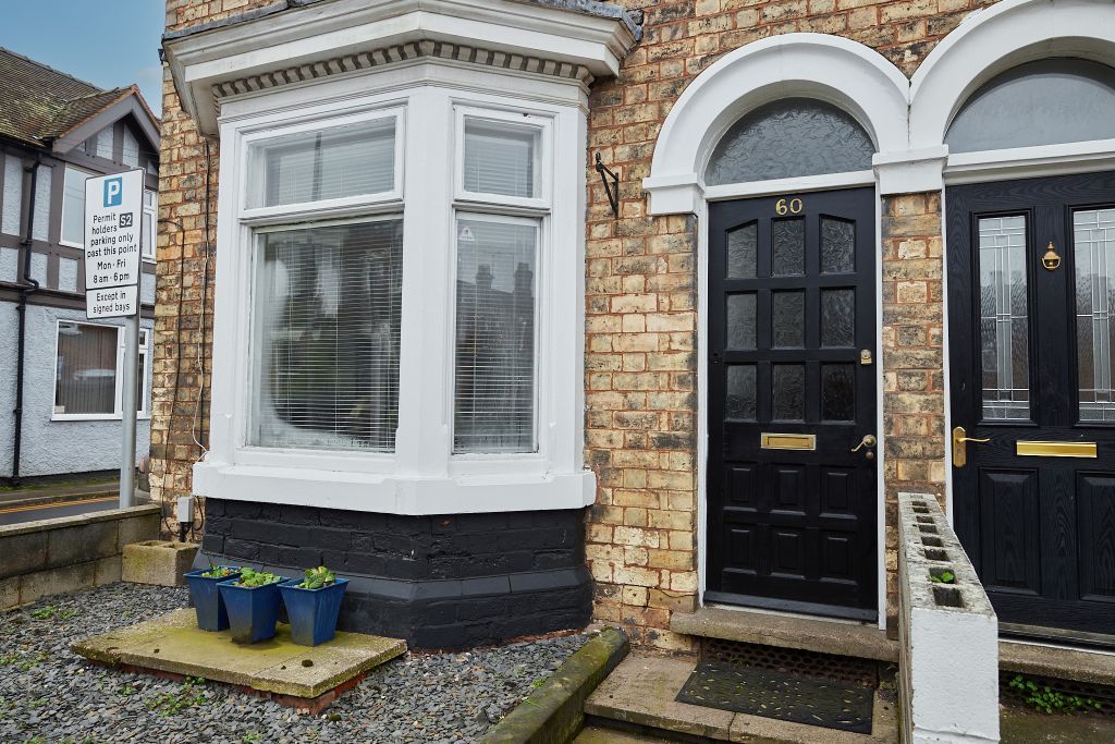 Property photo 2 of 30