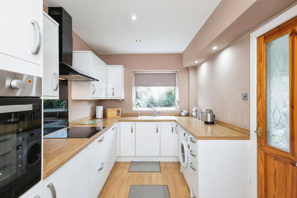 Property photo 2 of 16 Photography