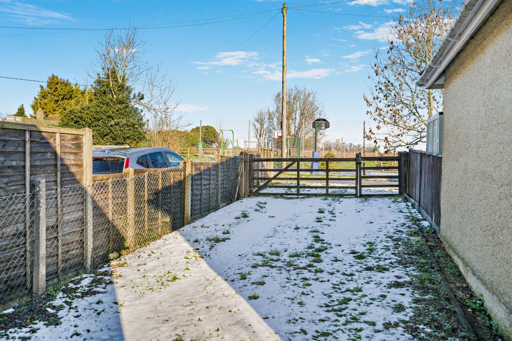 Property photo 3 of 20