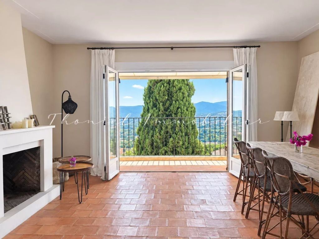 Property photo 1 of 10 A Charming 63 m² Village House With Views In The Heart Of Grimaud