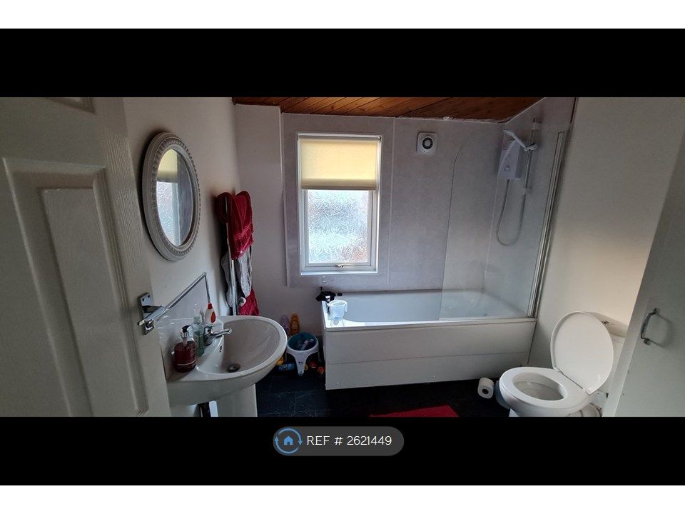 Property photo 3 of 4