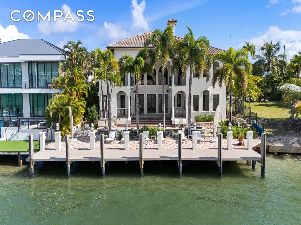 Property photo 2 of 70