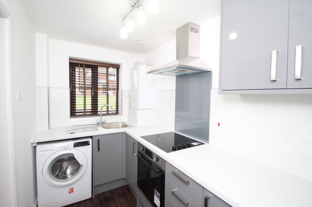 Property photo 3 of 9 0 General