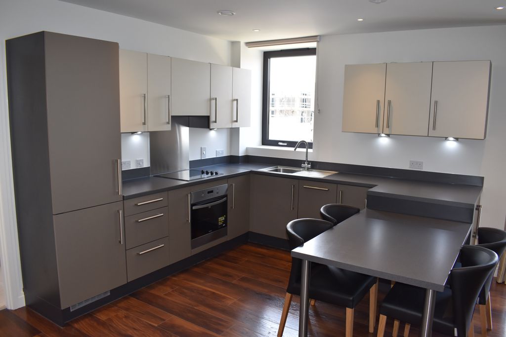 Property photo 2 of 10