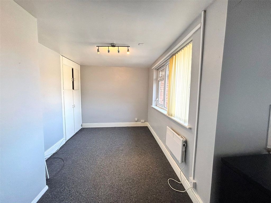 Property photo 2 of 4 Picture No. 03
