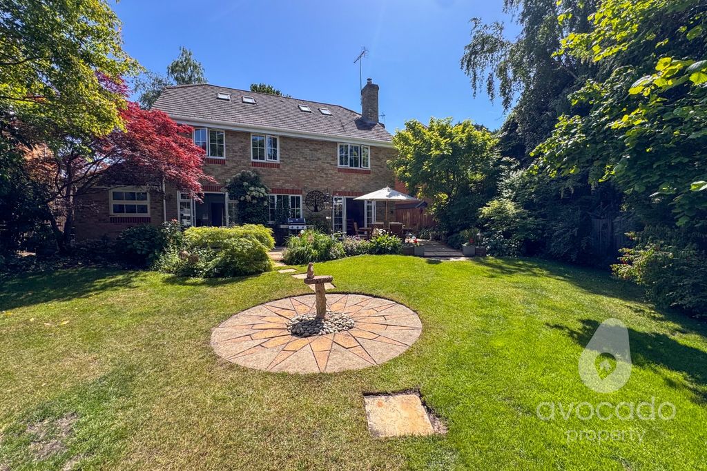 Property photo 2 of 24 5201826