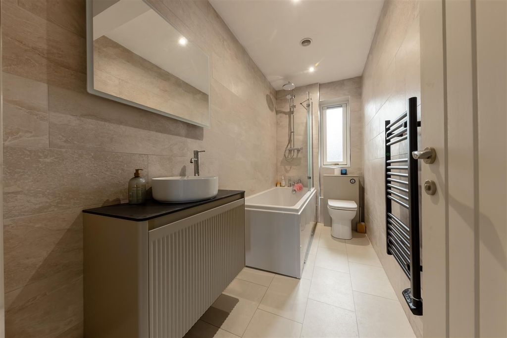 Property photo 3 of 19 Ba-17.Jpg