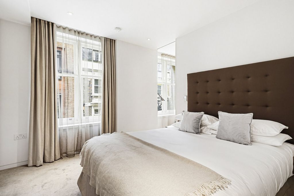 Property photo 2 of 4