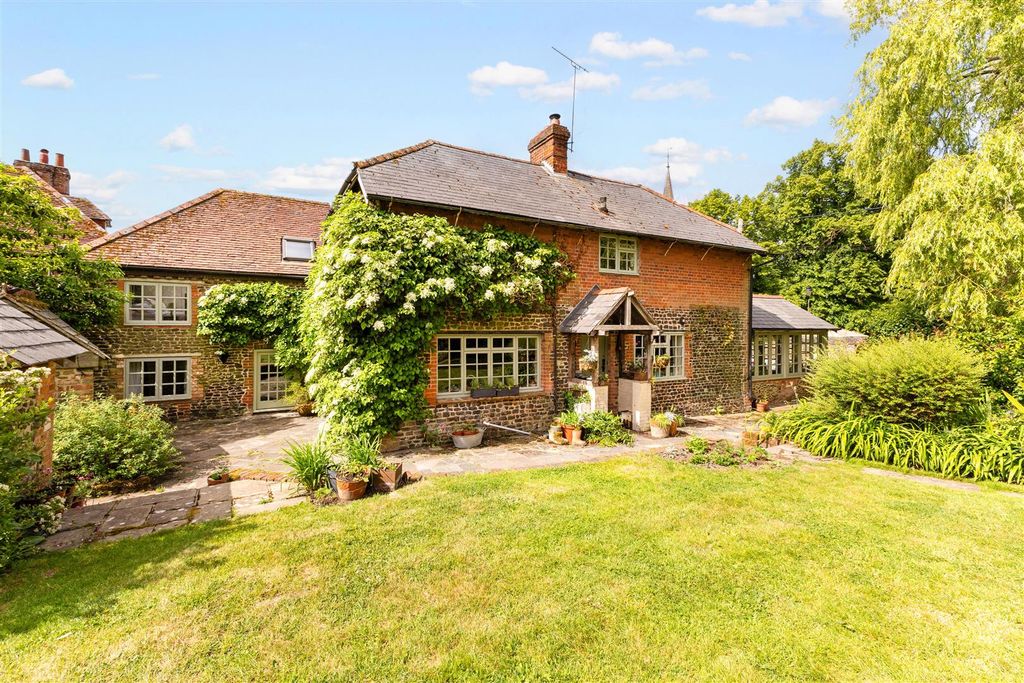 Property photo 1 of 22 91928_Golds Cottage Petersfield Road Greatham  (15