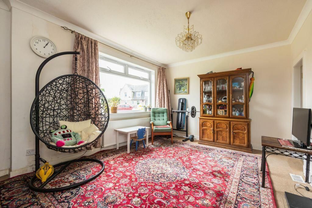 Property photo 3 of 18