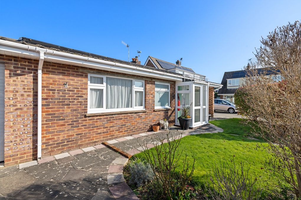 Property photo 2 of 23