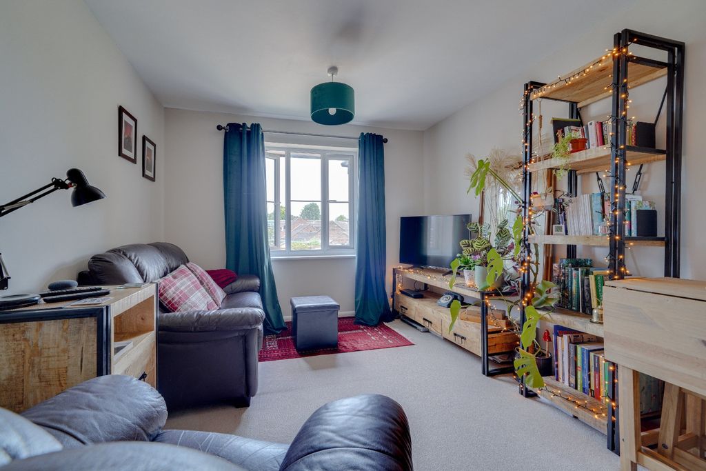 Property photo 2 of 10 4323932