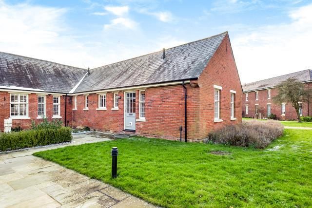 Property photo 1 of 10 External View