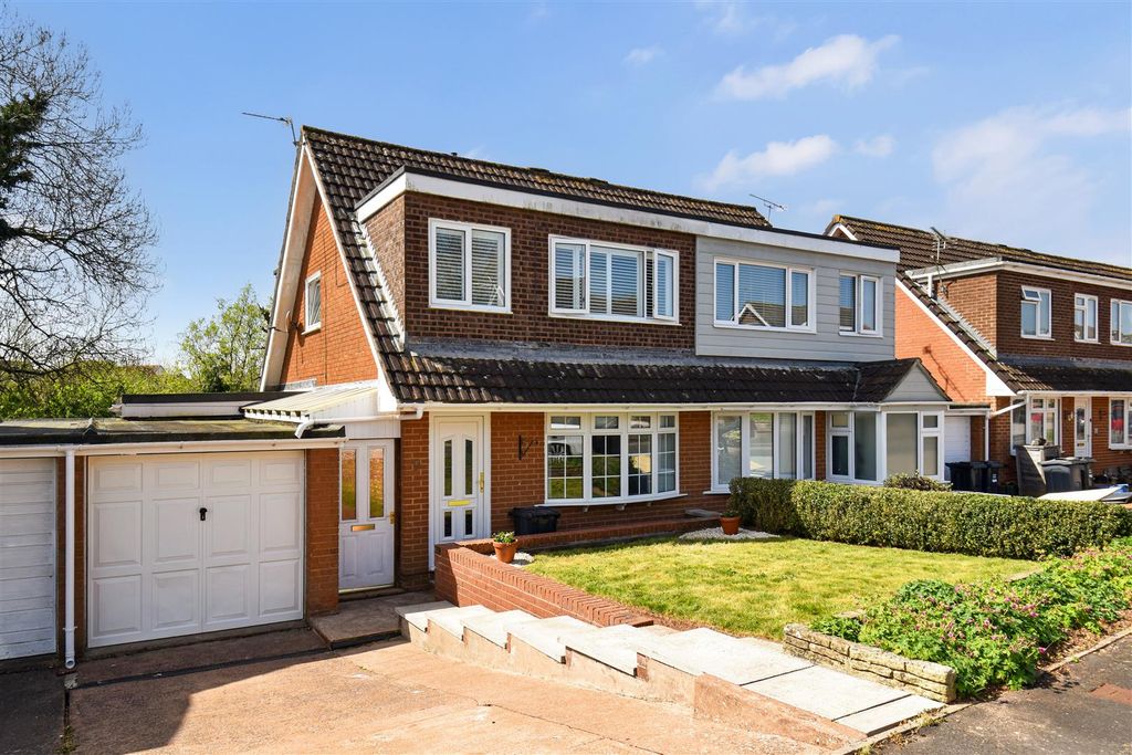 Property photo 1 of 24 Ph25_6498774.Jpg