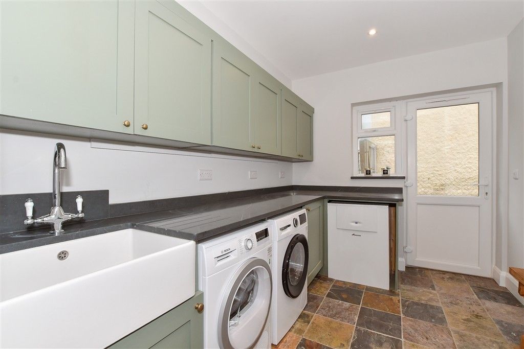 Property photo 3 of 19 Utility Room