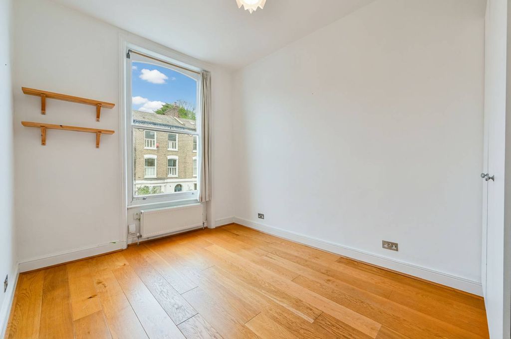 Property photo 3 of 8