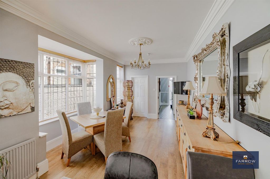 Property photo 3 of 48 Reception / Dining Area