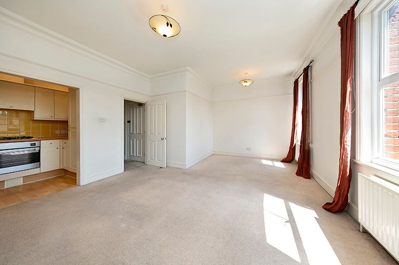 Property photo 3 of 6