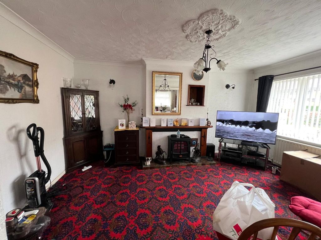 Property photo 3 of 6 Picture No. 04
