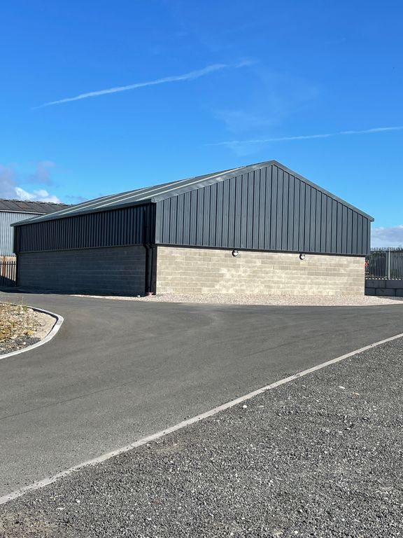 Property photo 3 of 6