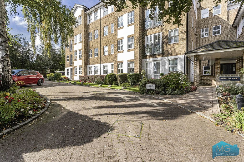 Property photo 1 of 22 Picture No. 04