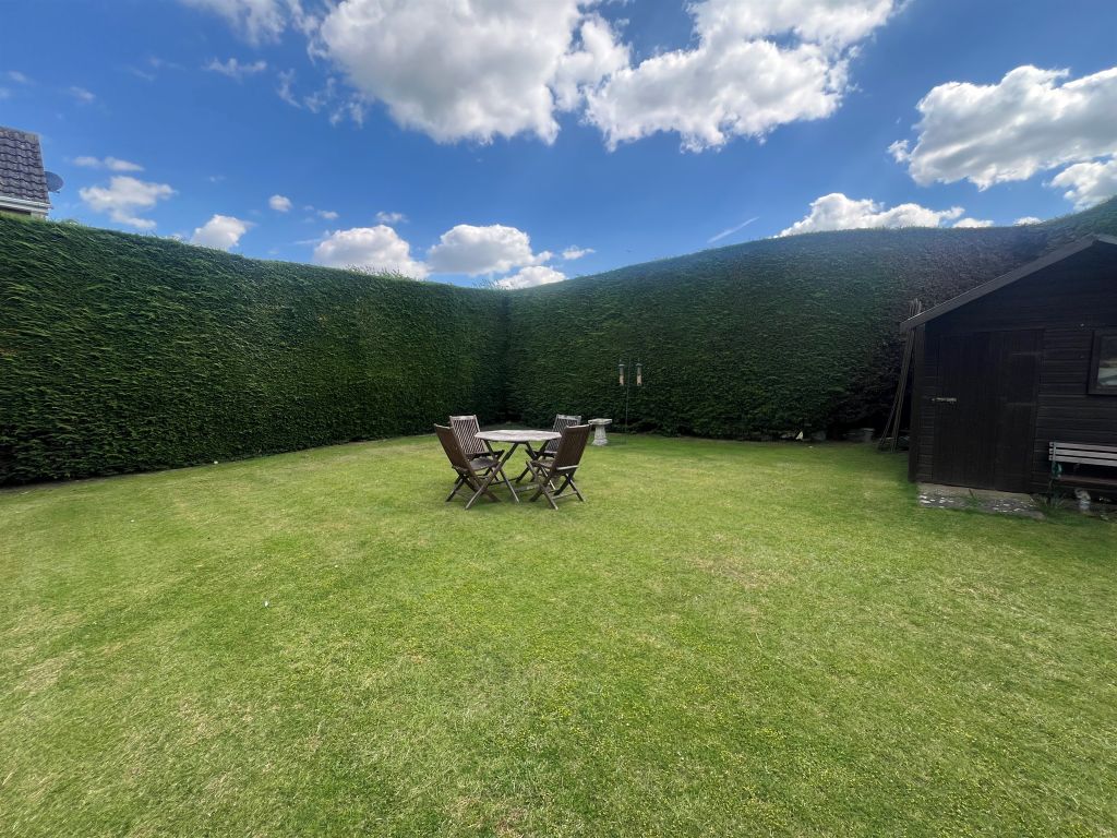 Property photo 3 of 4