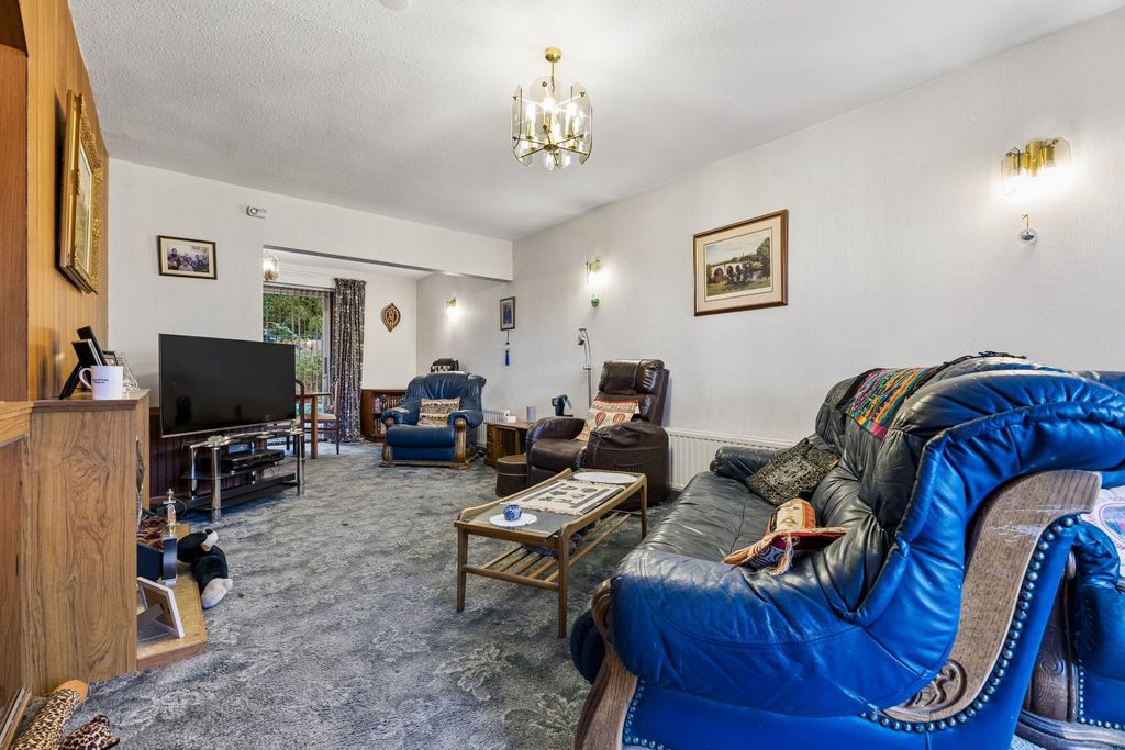 Property photo 3 of 16 Picture No. 03