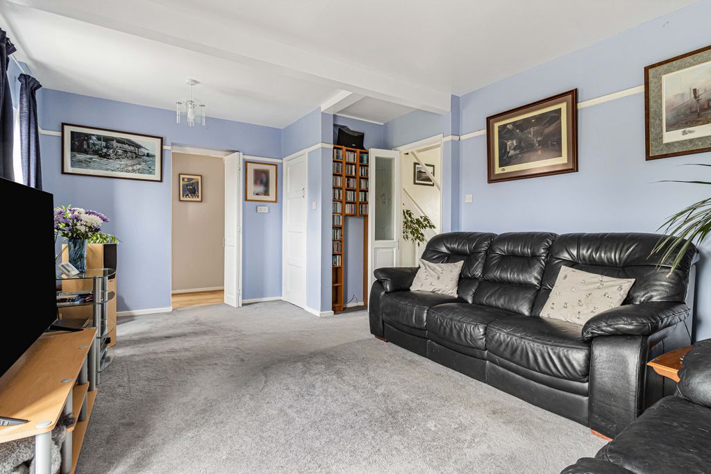Property photo 3 of 30 4479191
